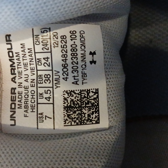 Woman's Underarmour shoes Grey with pink splatter good condition size 7 - Picture 6 of 7